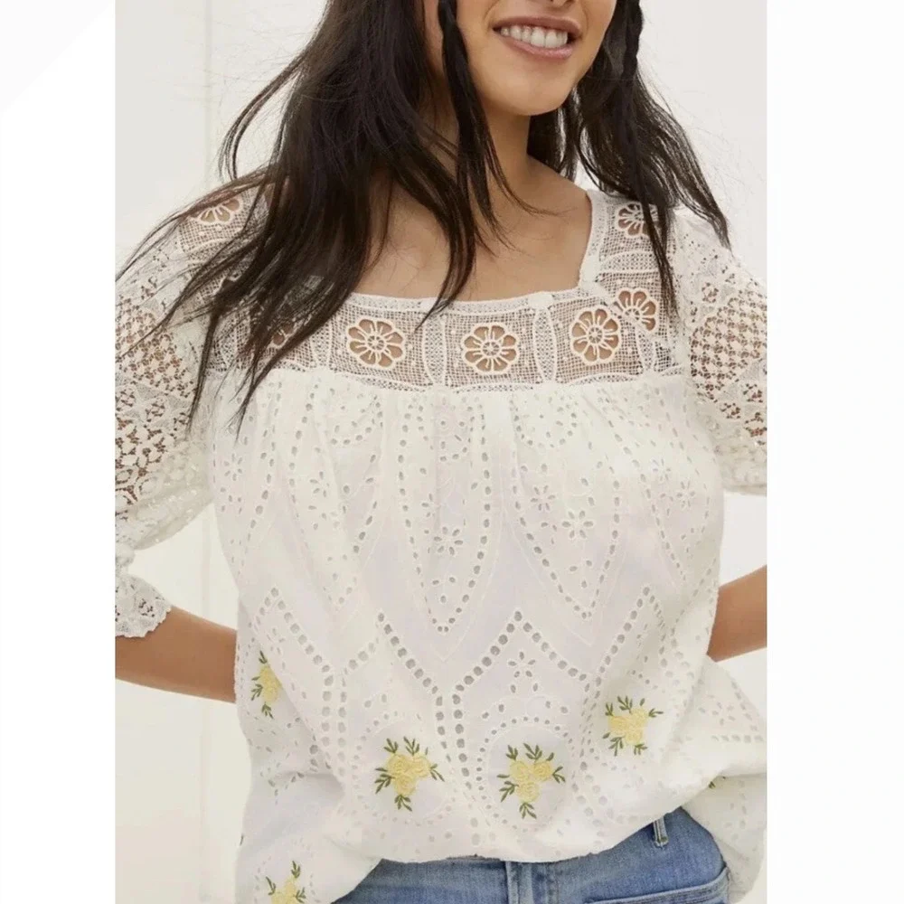 Anthropologie White Eyelet Lace Embroidered Floral Puff Sleeve Forever that Girl